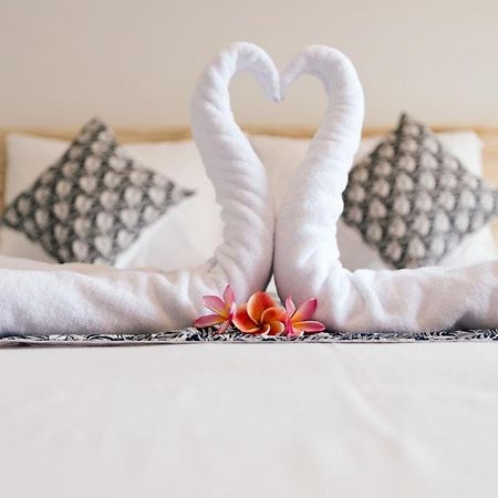 Nanda Homestay Canggu Exteriör bild